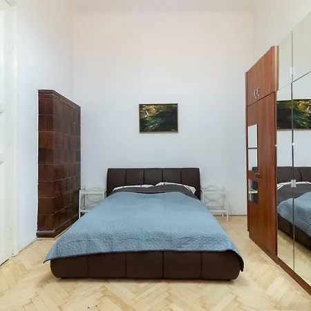 Dob Street 55m2 Apartment Budapest