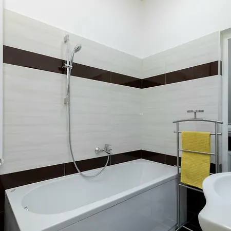 Dob Street 55m2 Apartment *